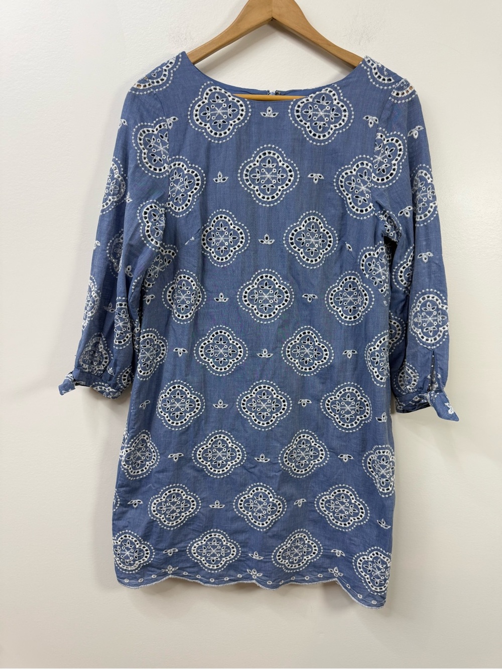 Talbots Blue Eyelet Embroidered Shift Dress size 10P - Picture 3 of 12